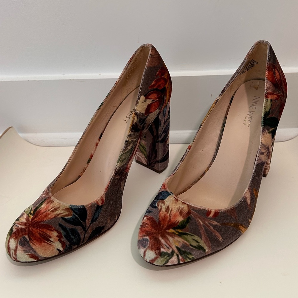 Nine West Floral Women's Pumps